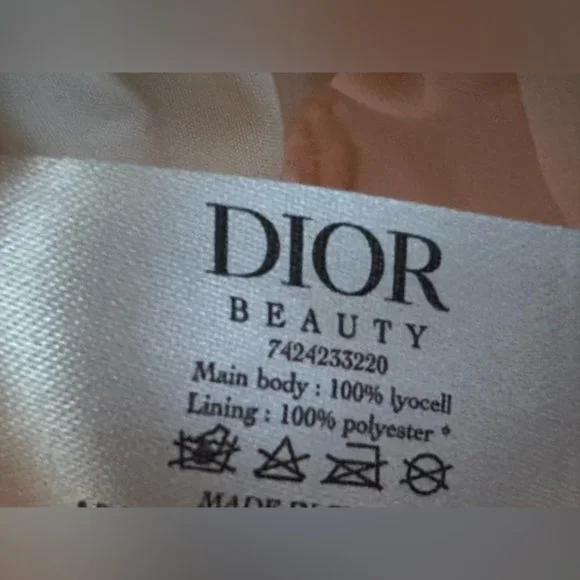 Dior Makeup Pouch NEW in the box - Picture 4 of 4
